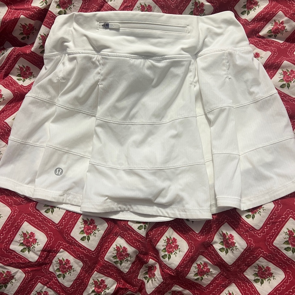 Lululemon size 2